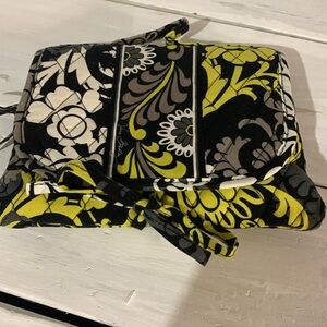 Vera Bradley makeup travel case green and black pattern